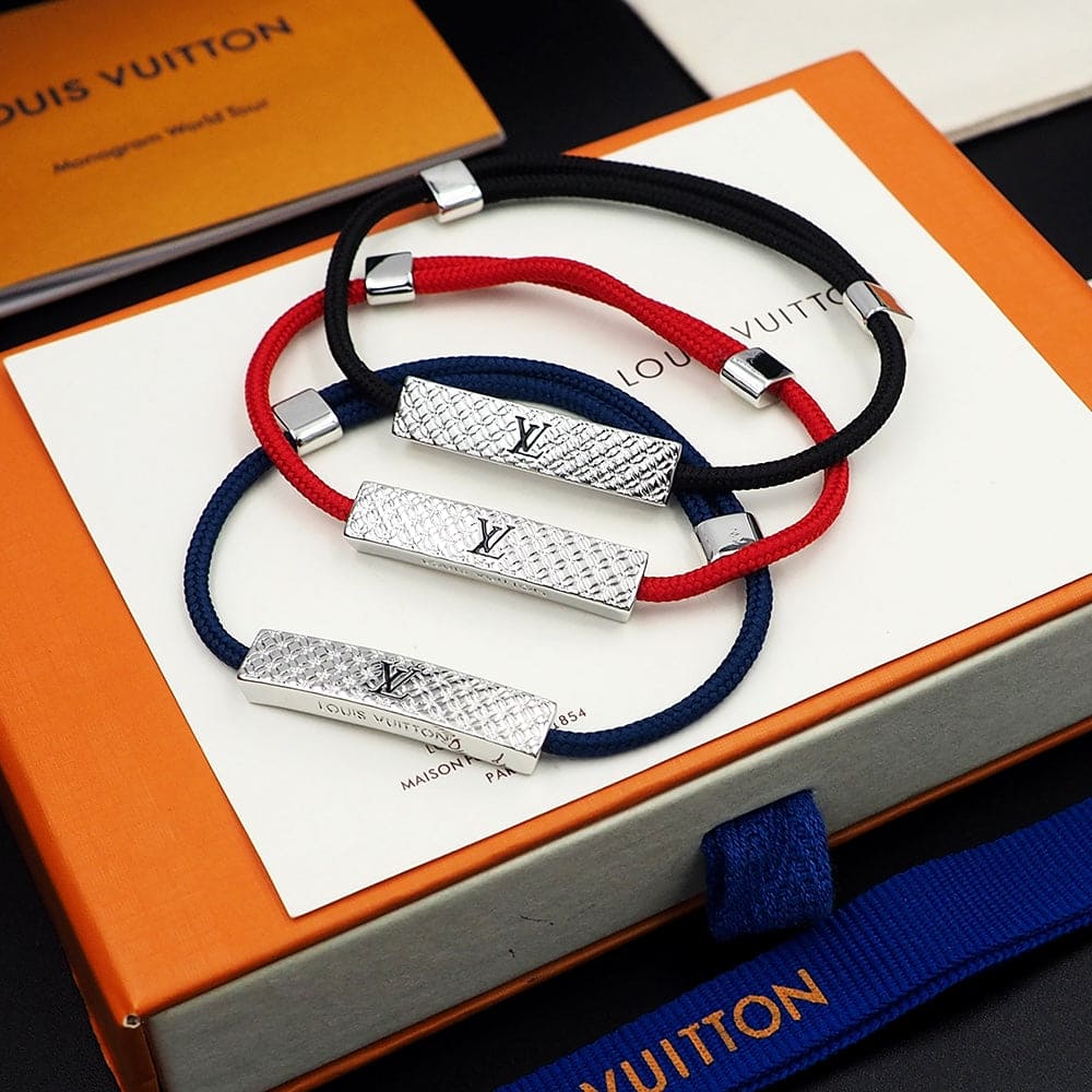 18K Louis Vuitton Champs Elys¡§|es Blue Bracelet