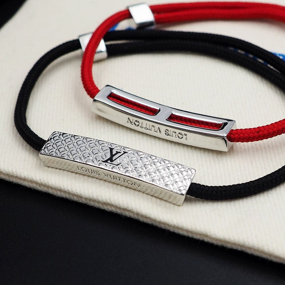18K Louis Vuitton Champs Elys¡§|es Red Bracelet