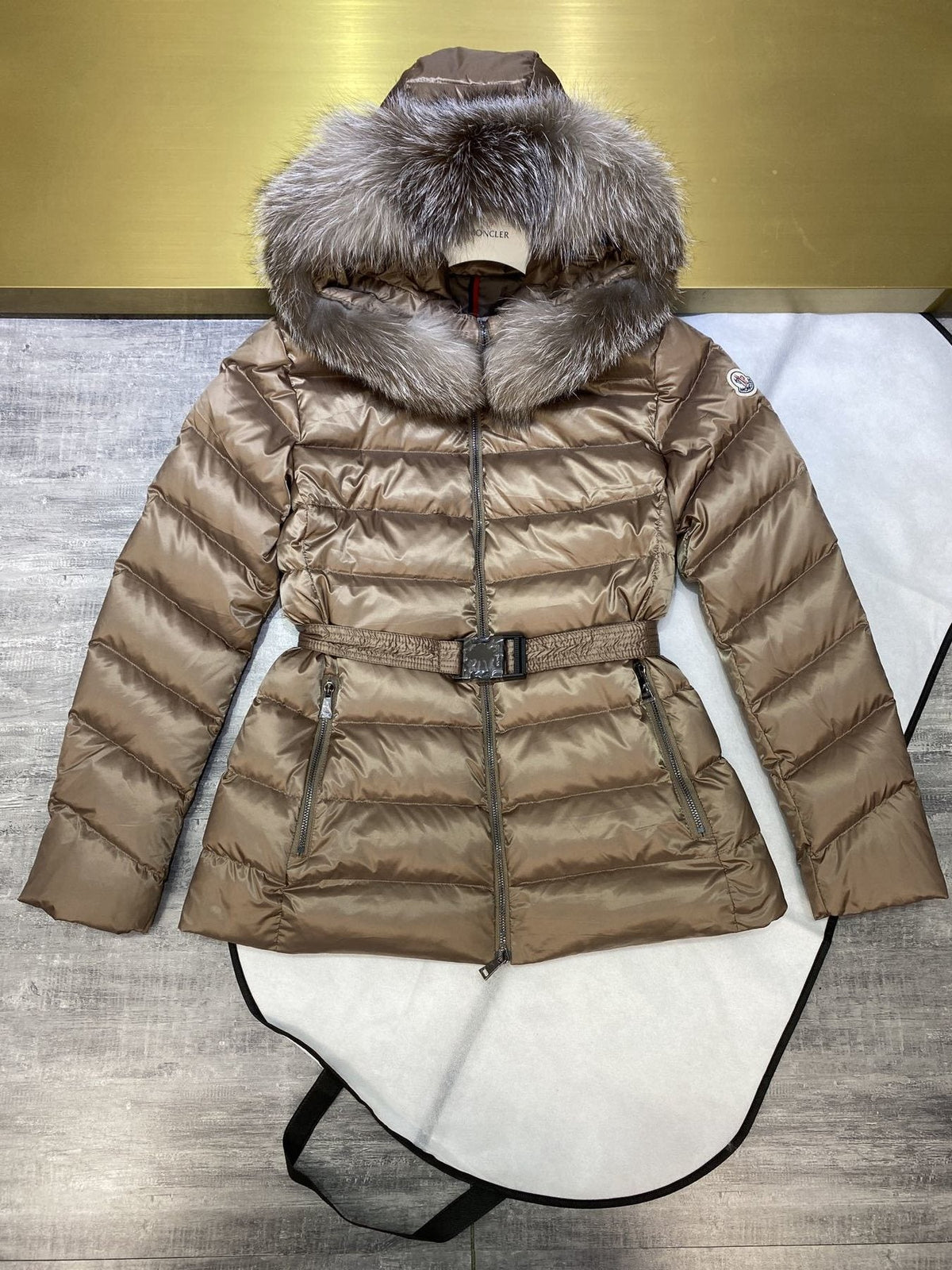 Moncler Fur-Trim Hood Belted Short Down Coat