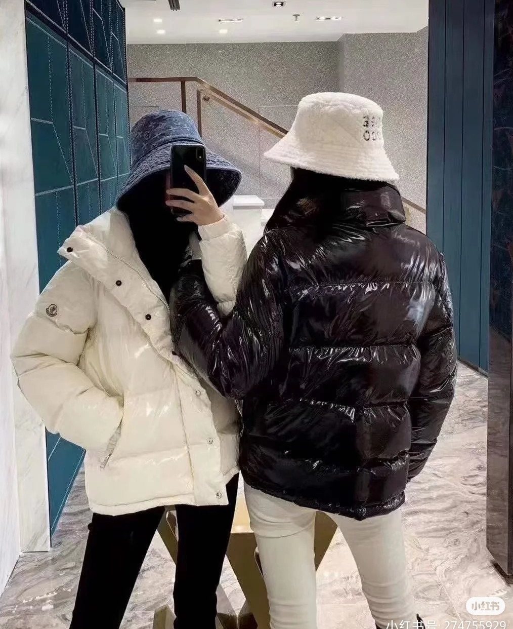 Moncler Women's Glossy Stand-Collar Short Puffer Coat