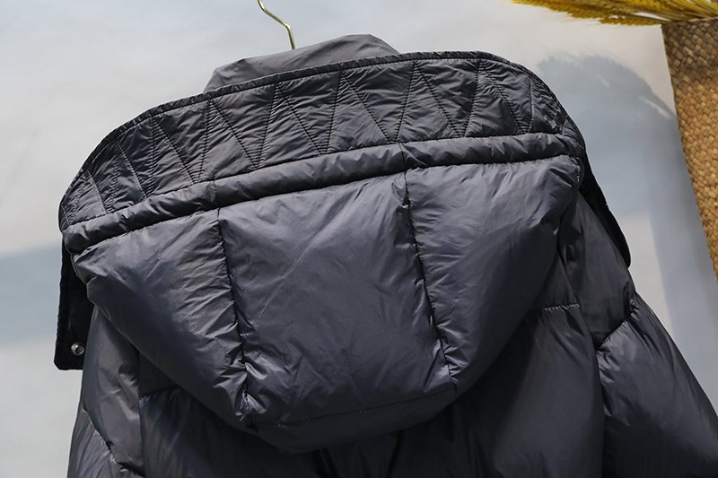 ANAS PLATYRHYNCHOS Hooded Long Down Jacket