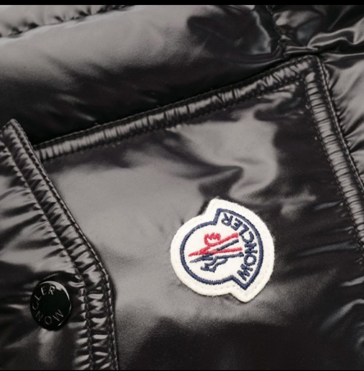 Moncler Ecrins Hooded Puffer Coat