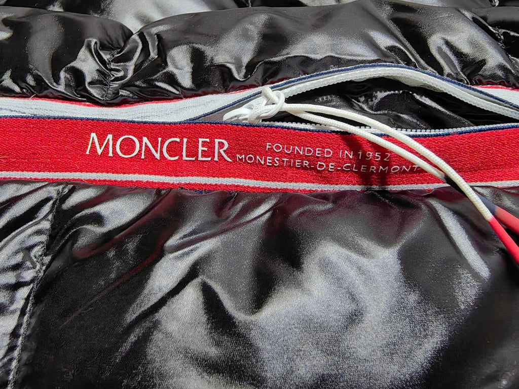 Moncler Men's Hooded Striped-Sleeve Puffer Coat