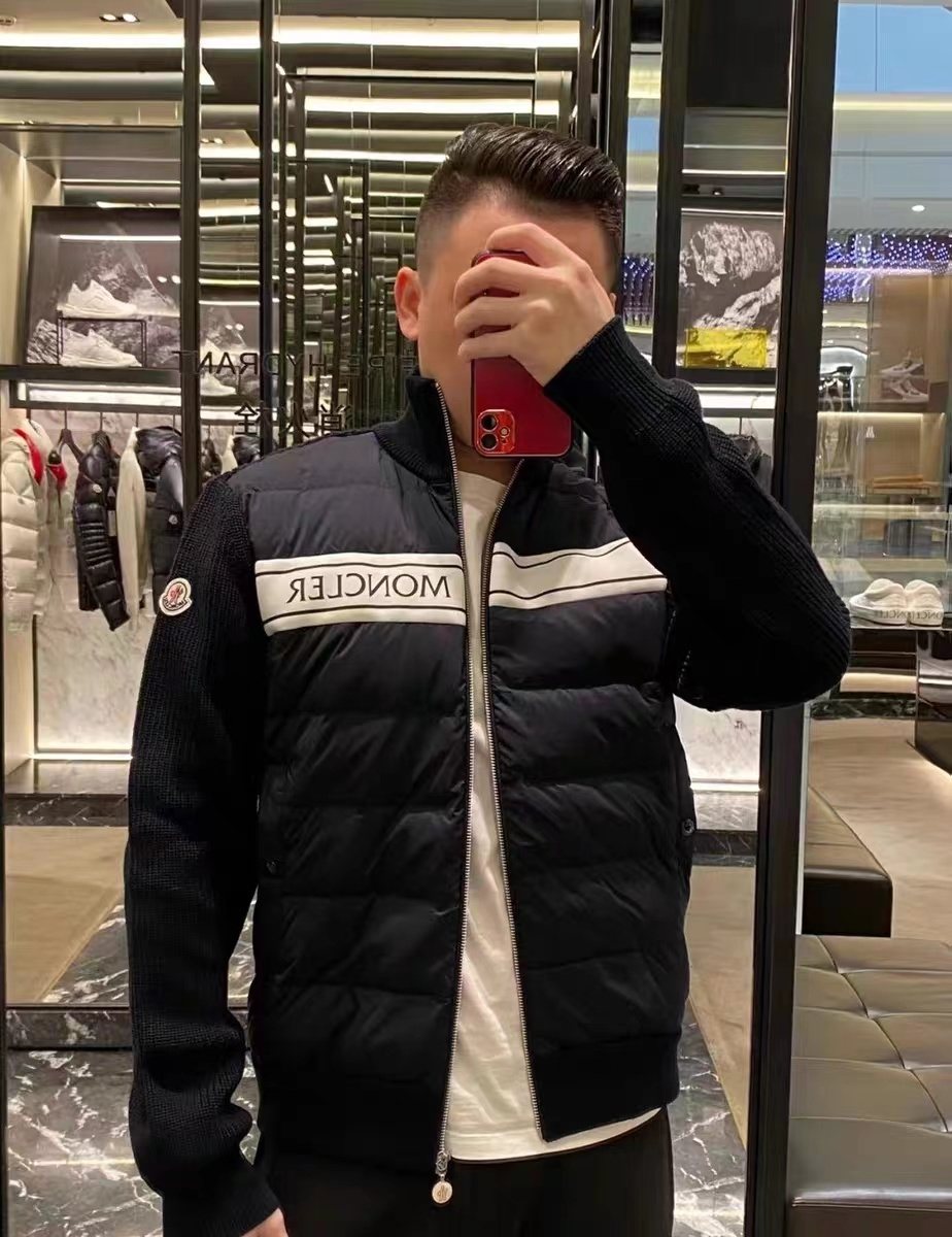 Moncler Quilted Knit-Sleeve Down Jacket