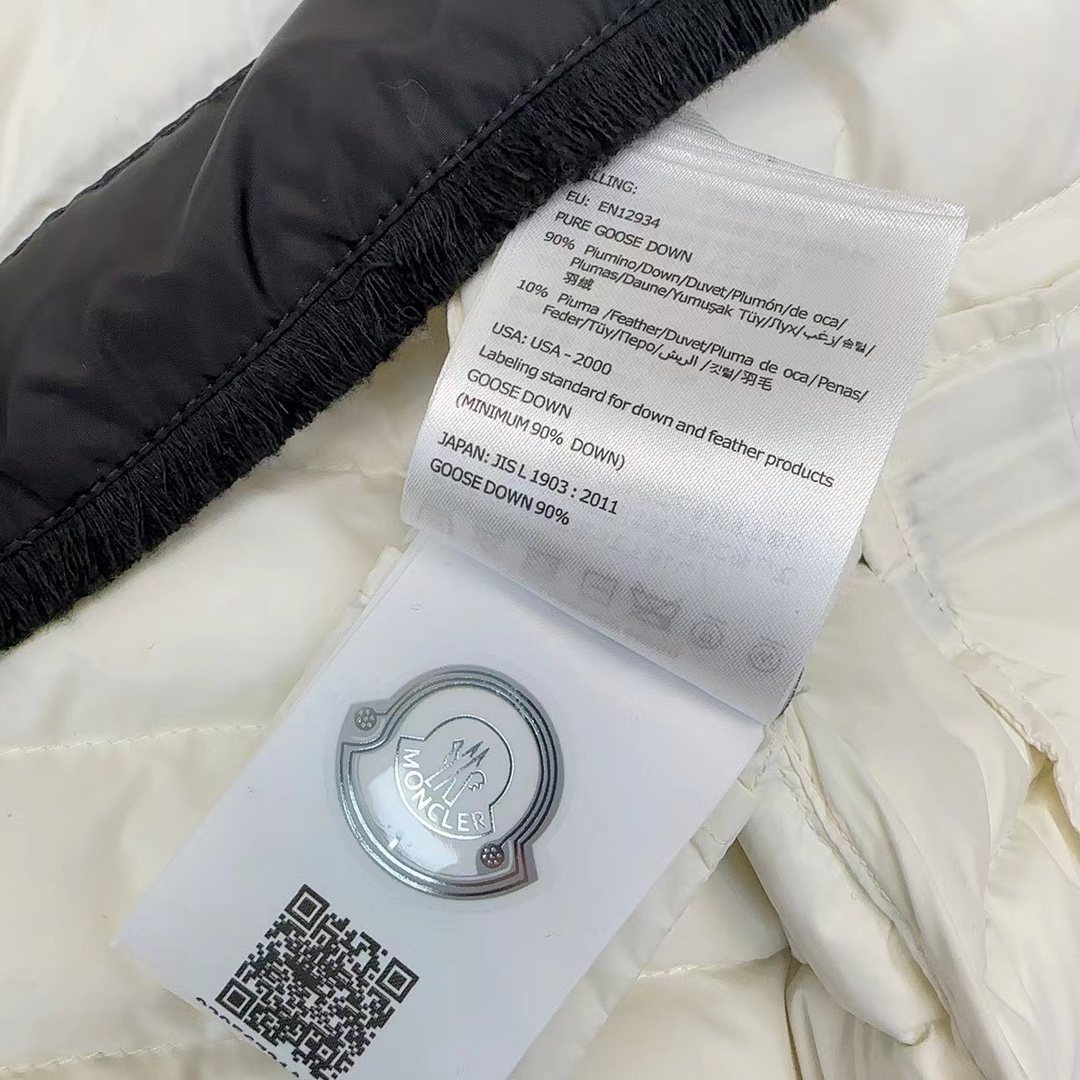 Moncler Hooded Quilted Puffer Coat