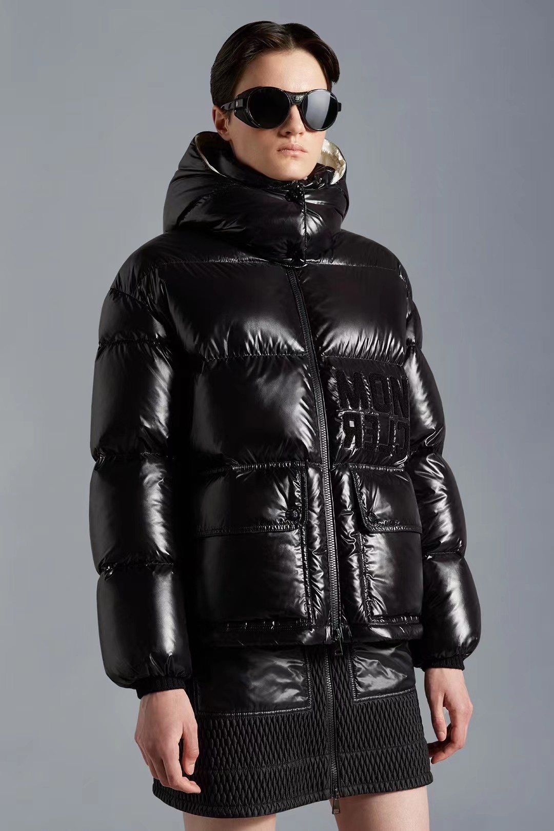 Moncler Contrast-Yoke Hooded Puffer Coat