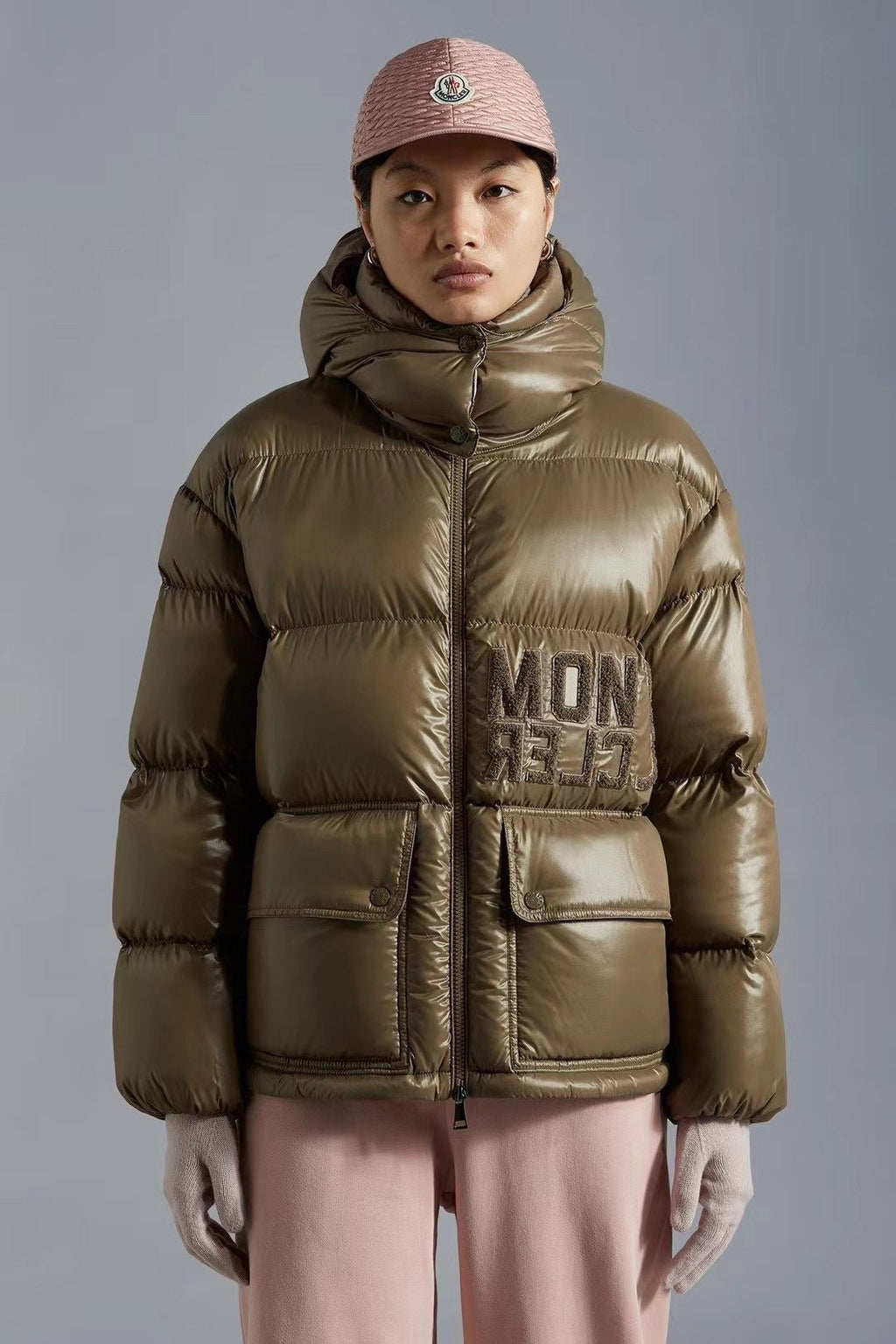 Moncler Contrast-Yoke Hooded Puffer Coat