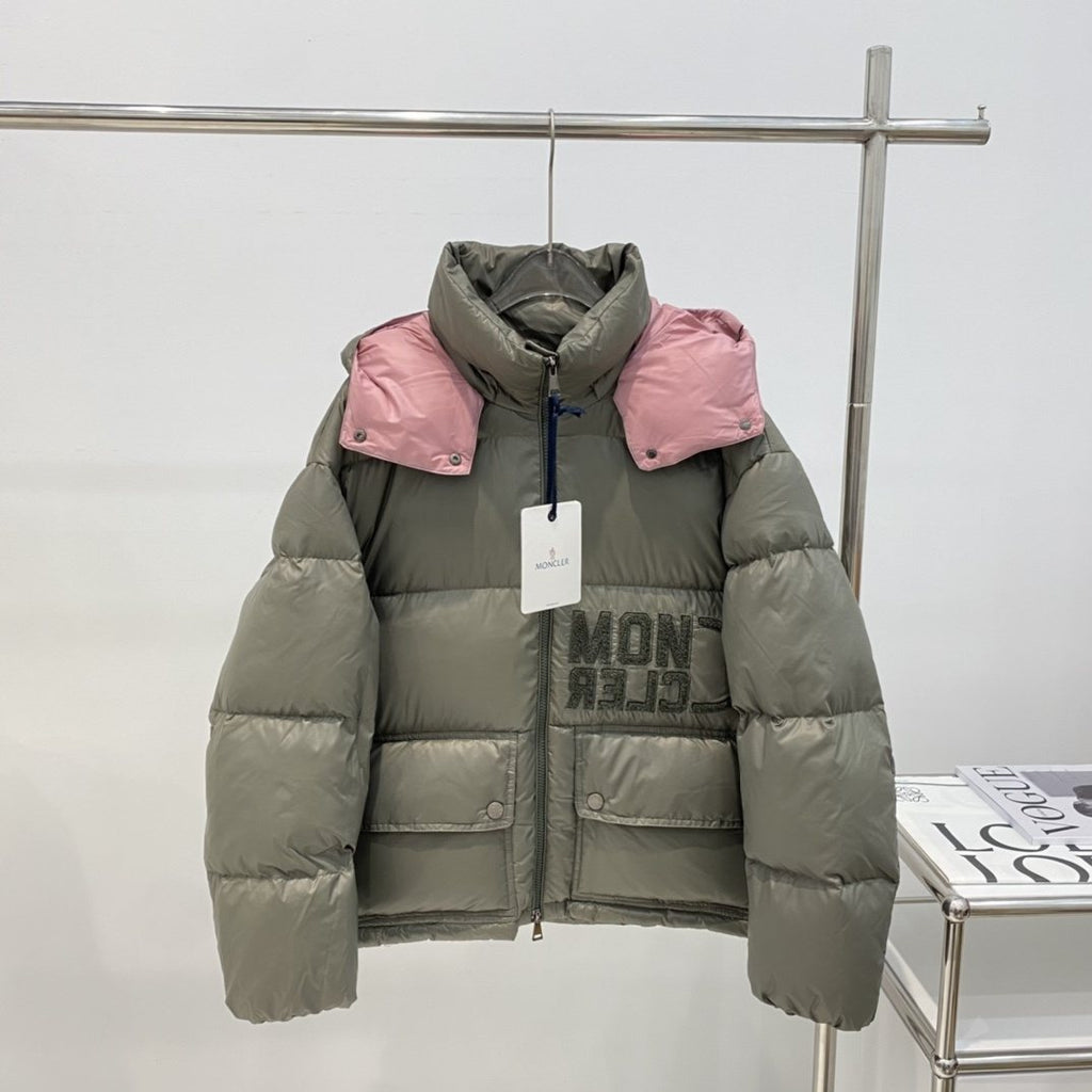 Moncler Contrast-Yoke Hooded Puffer Coat