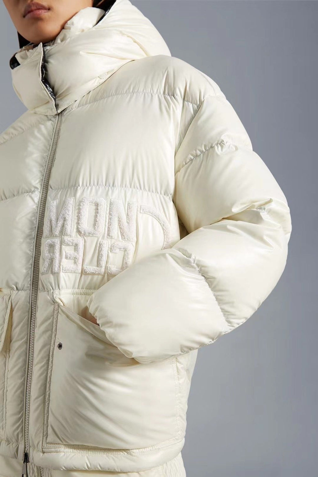 Moncler Contrast-Yoke Hooded Puffer Coat