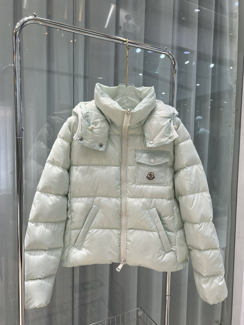 Moncler Hooded Front-Pocket Puffer Coat