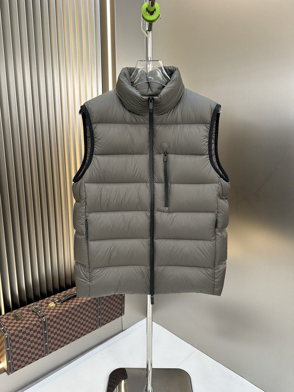 Moncler Quilted Zip-Front Puffer Vest