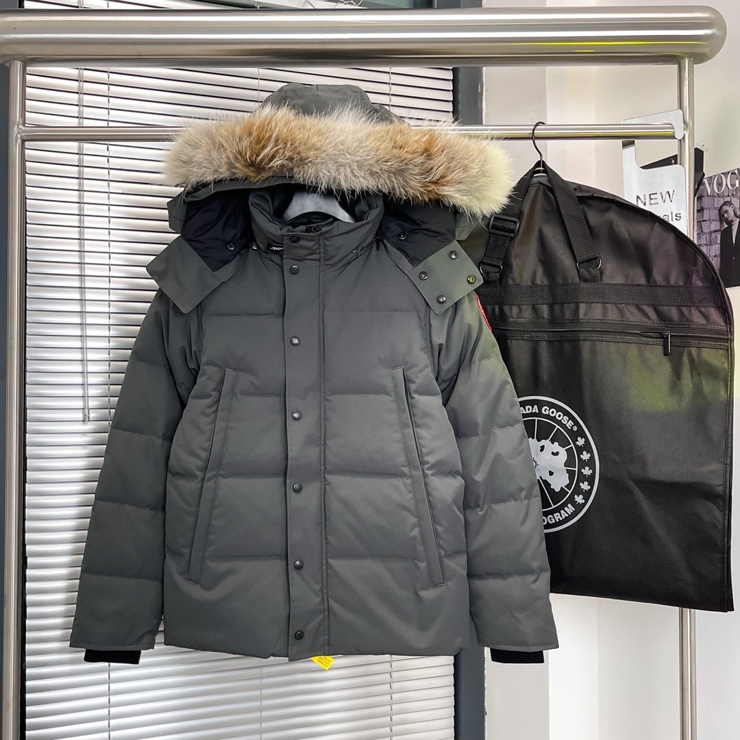 Canada Goose Fur-Trim Hood Puffer Jacket