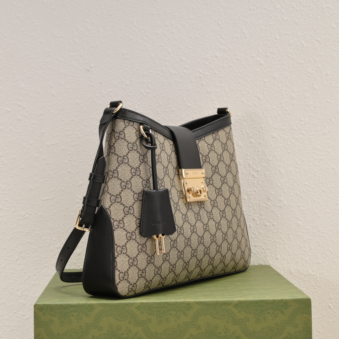 Gucci GG Padlock Shoulder Bag ¨C 795113