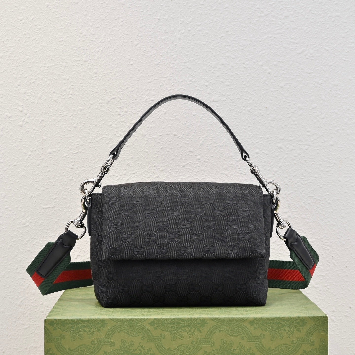 Gucci GG Canvas Small Top Handle Crossbody Bag ¨C 821617