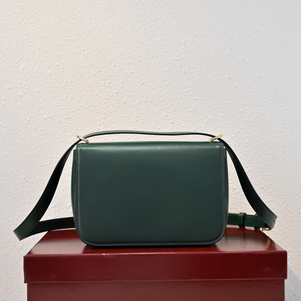 Gucci Sienna Shoulder Bag ¨C 846705