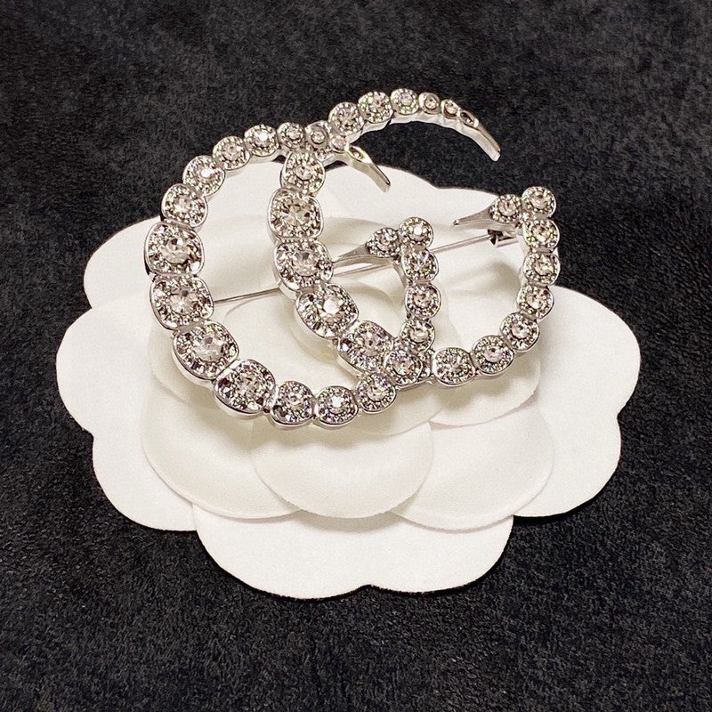 18K Double Gucci Crystal Brooch White Gold-Colour Hardware