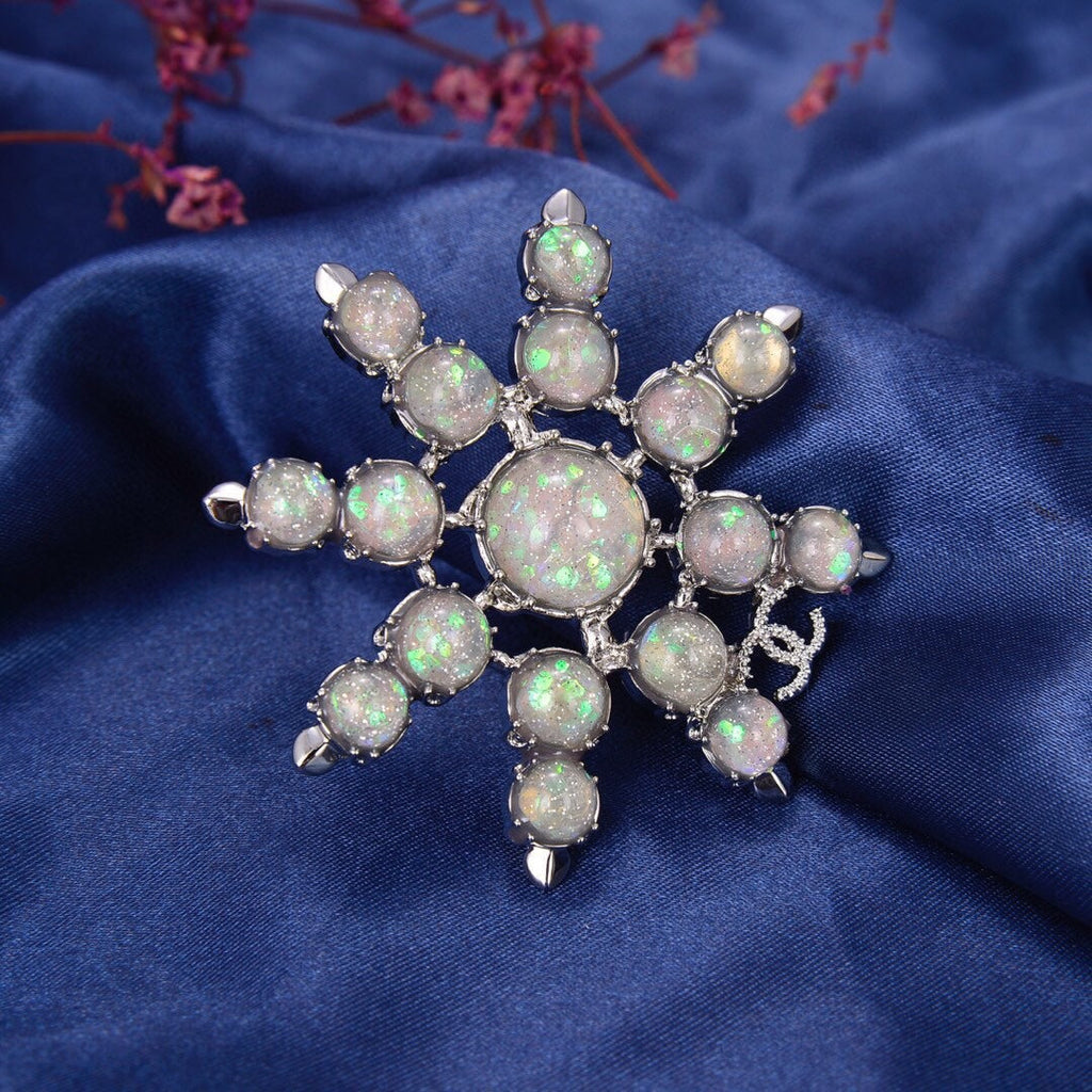 18K Chanel Flower Crystals Brooch Yellow Gold-Colour Hardware