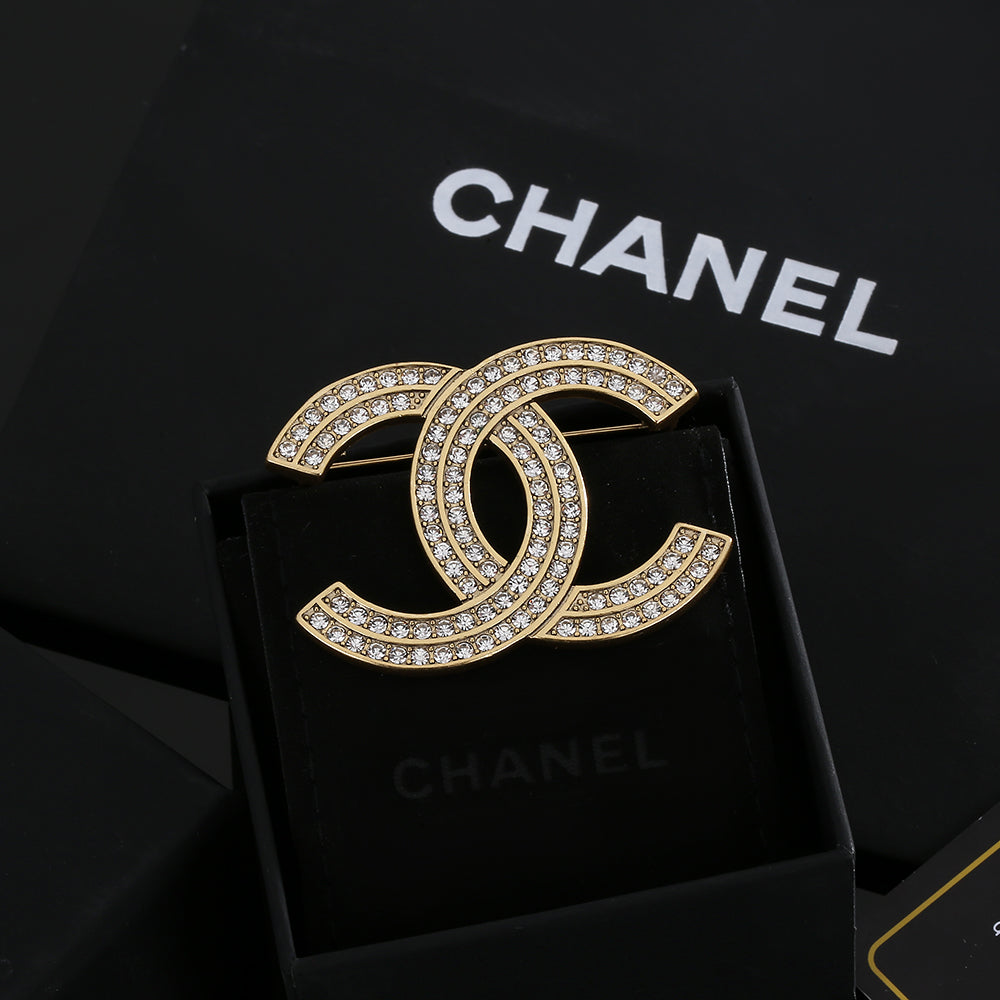 18K Chanel Diamond Brooch Yellow Gold-Colour Hardware