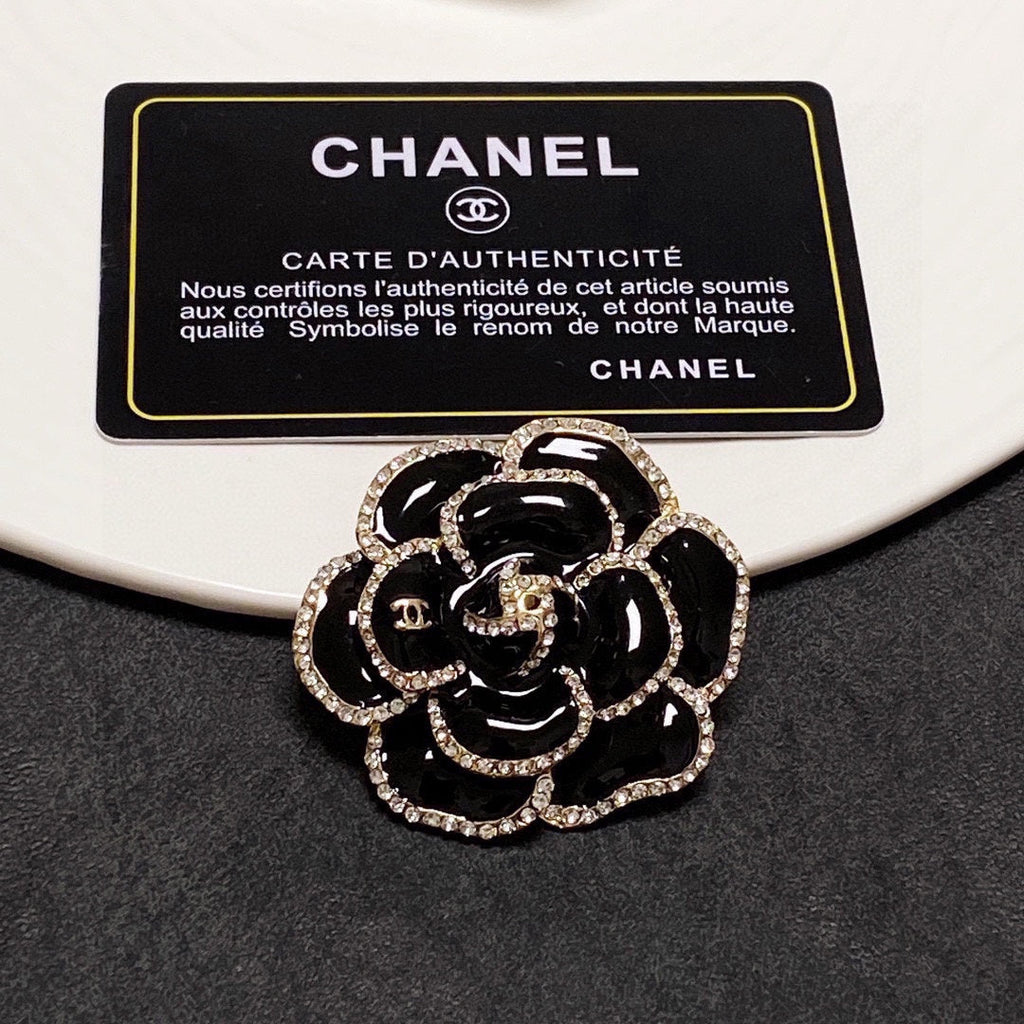 18K Chanel Black Flower Brooch Yellow Gold-Colour Hardware