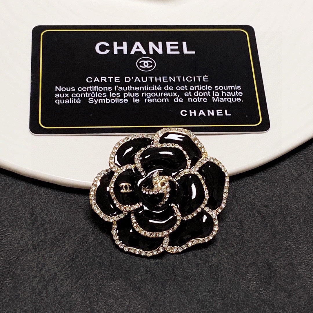 18K Chanel Black Flower Brooch Yellow Gold-Colour Hardware