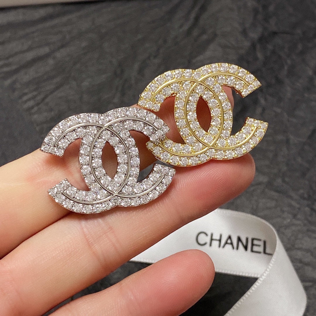 18K Chanel Diamonds Set Brooch Yellow White Gold-Colour Hardware