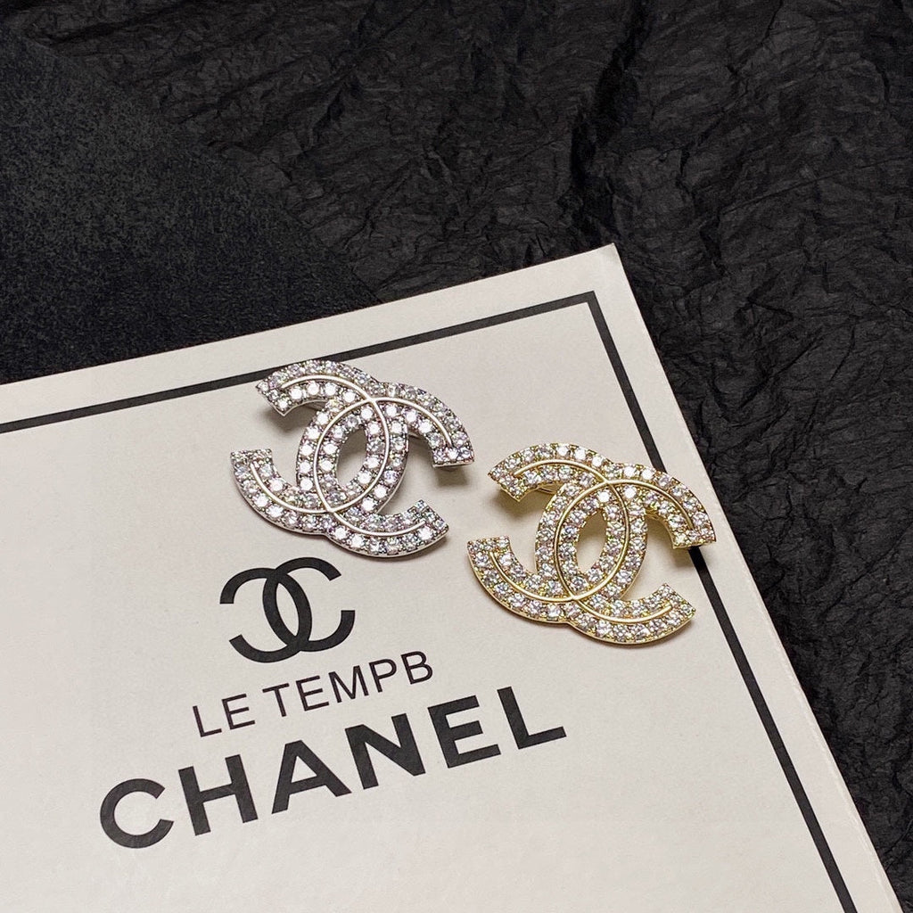 18K Chanel Diamonds Set Brooch Yellow White Gold-Colour Hardware