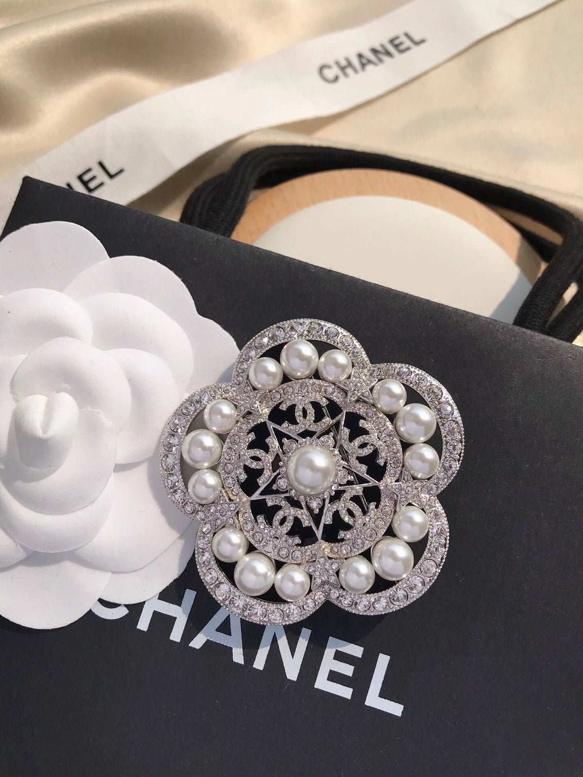 18K Chanel Camellia Pearls Brooch White Gold-Colour Hardware