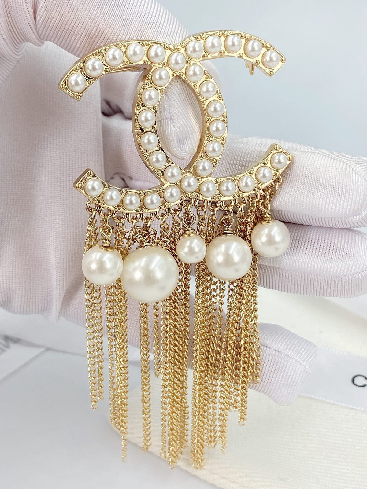 18K Chanel Pearl Tassel Brooch Yellow Gold-Colour Hardware