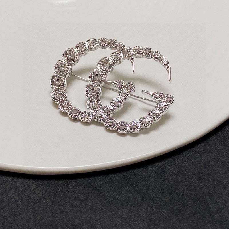 18K Double Gucci Crystal Brooch White Gold-Colour Hardware