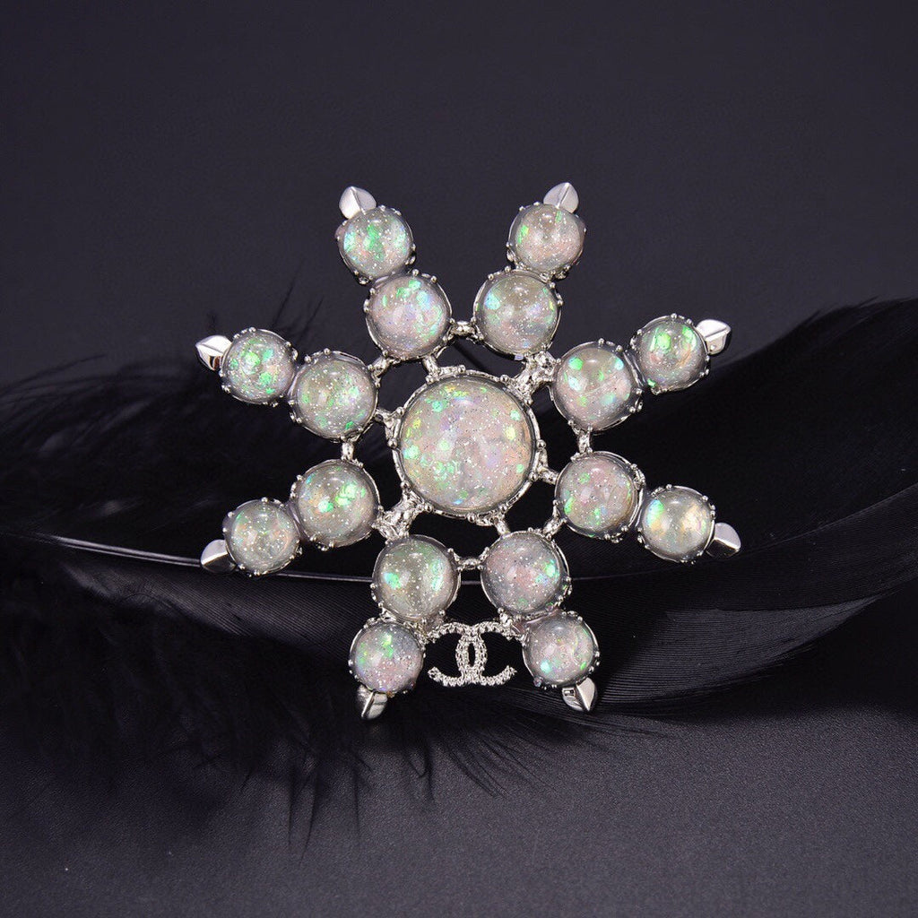18K Chanel Flower Crystals Brooch Yellow Gold-Colour Hardware