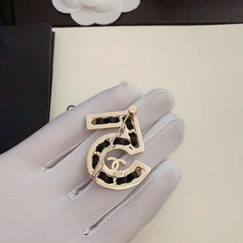 18K Chanel No.5 Leather Diamond Brooch Yellow Gold-Colour Hardware