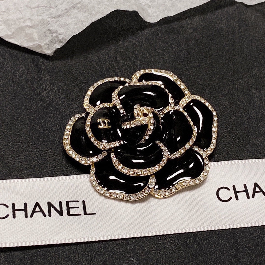 18K Chanel Black Flower Brooch Yellow Gold-Colour Hardware