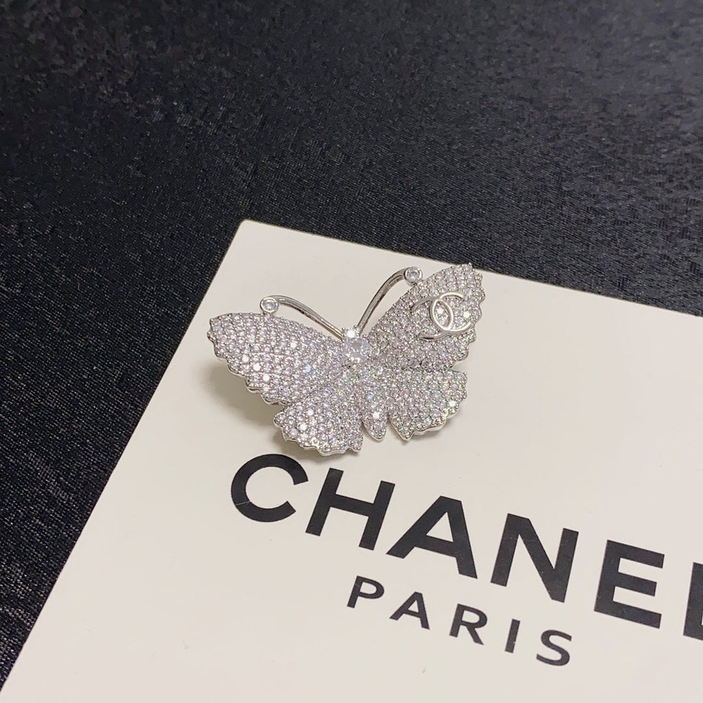 18K Chanel Butterfly Diamonds Brooch White Gold-Colour Hardware