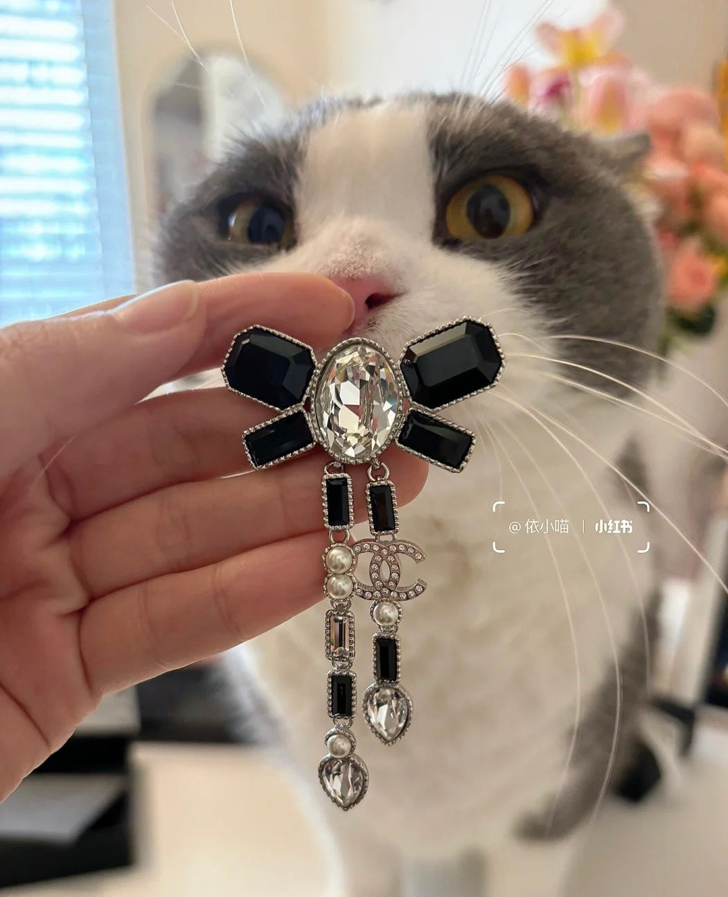 18K Chanel Bow Tie Crystals Brooch White Gold-Colour Hardware