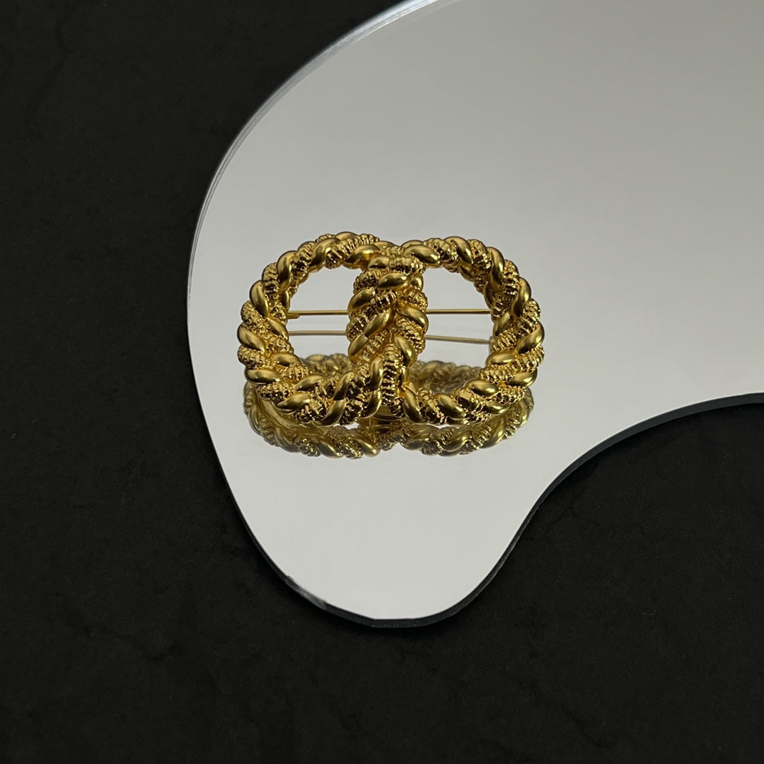 18K Dior Revolution Brooch Yellow Gold-Colour Hardware