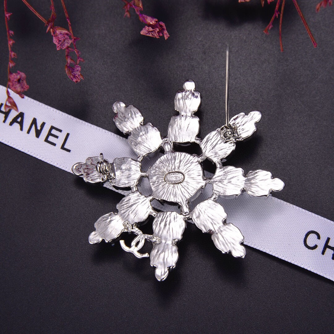 18K Chanel Flower Crystals Brooch Yellow Gold-Colour Hardware