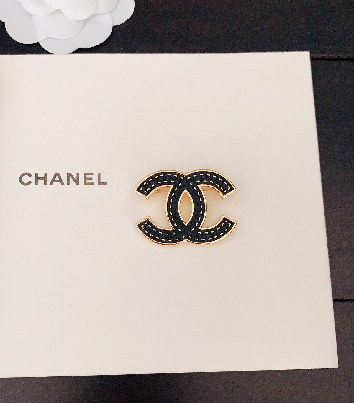 18K Chanel Black Brooch Yellow Gold-Colour Hardware Black Resin