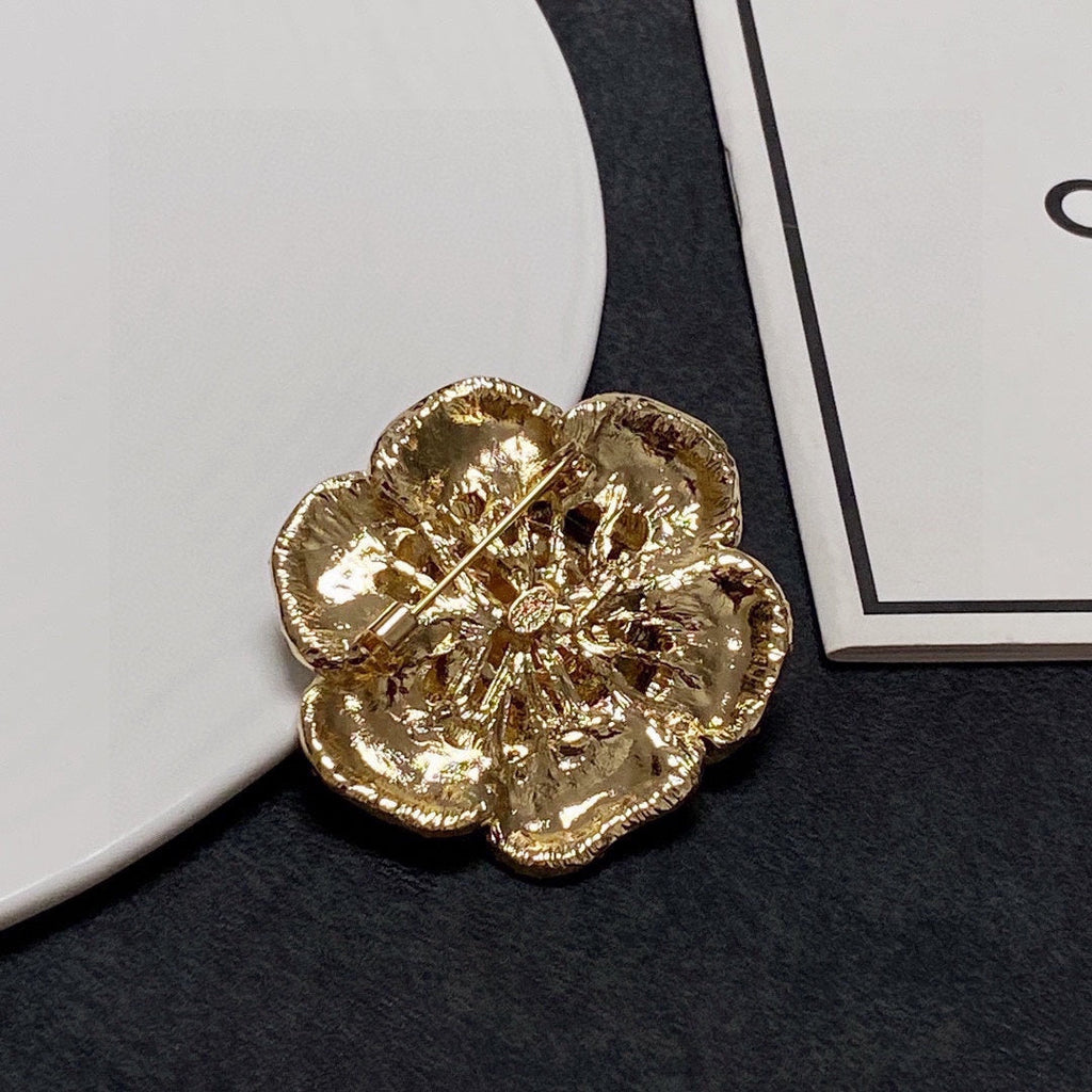 18K Chanel Black Flower Brooch Yellow Gold-Colour Hardware