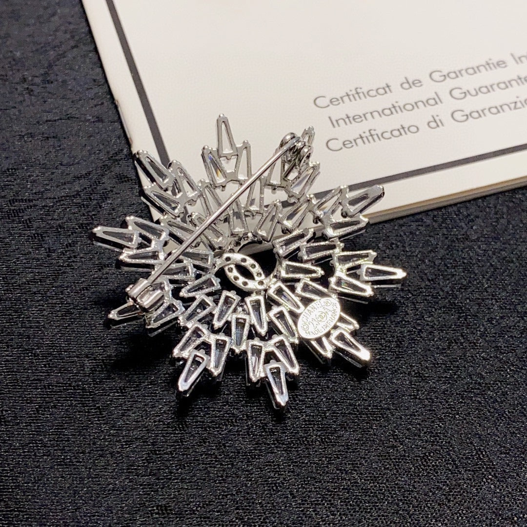 18K Chanel Snow Flower Brooch White Gold-Colour Hardware Crystals