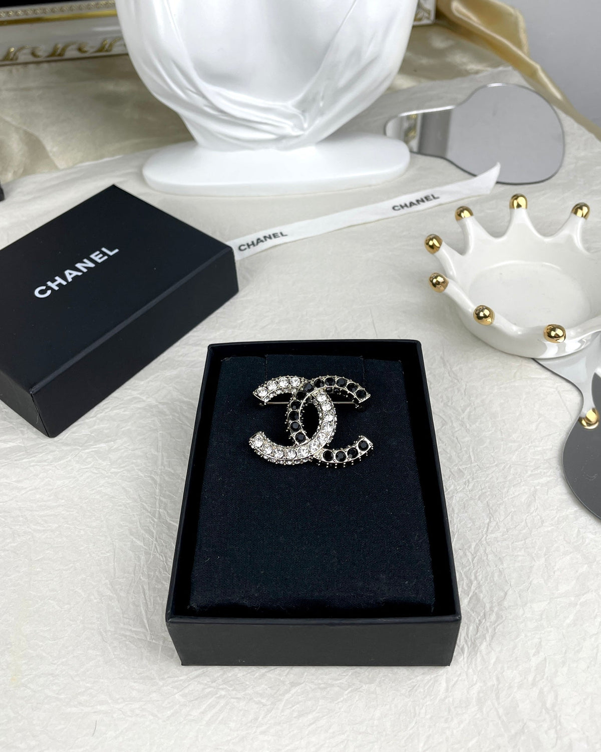 18K Chanel Black & White Crystals Brooch Yellow Gold Hardware