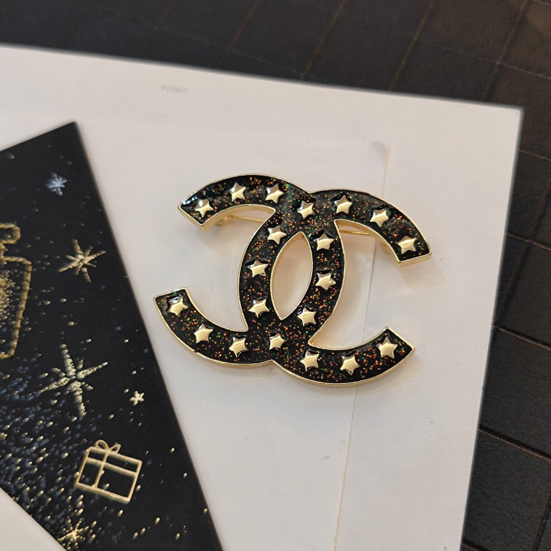 18K Chanel Black Star Brooch Yellow Gold-Colour Hardware