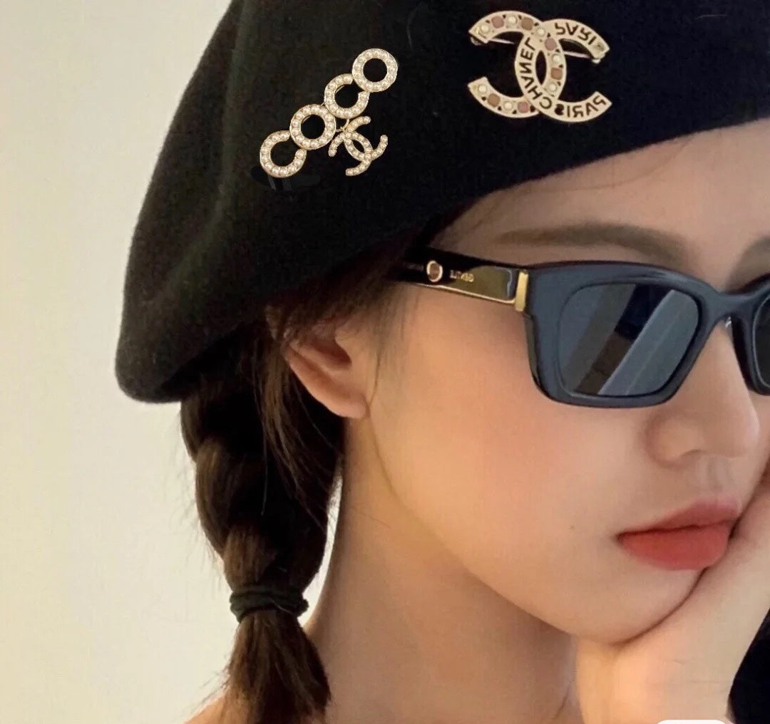 18K Chanel Coco Crush Pearls Brooch Yellow Gold-Colour Hardware