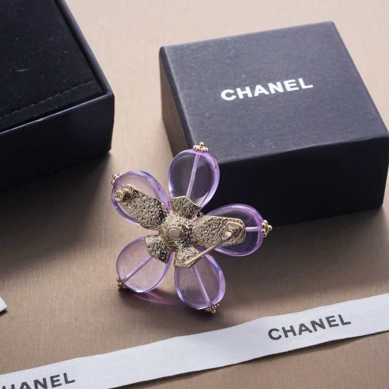 18K Chanel Pink & Purple Brooch Yellow Gold-Colour Hardware