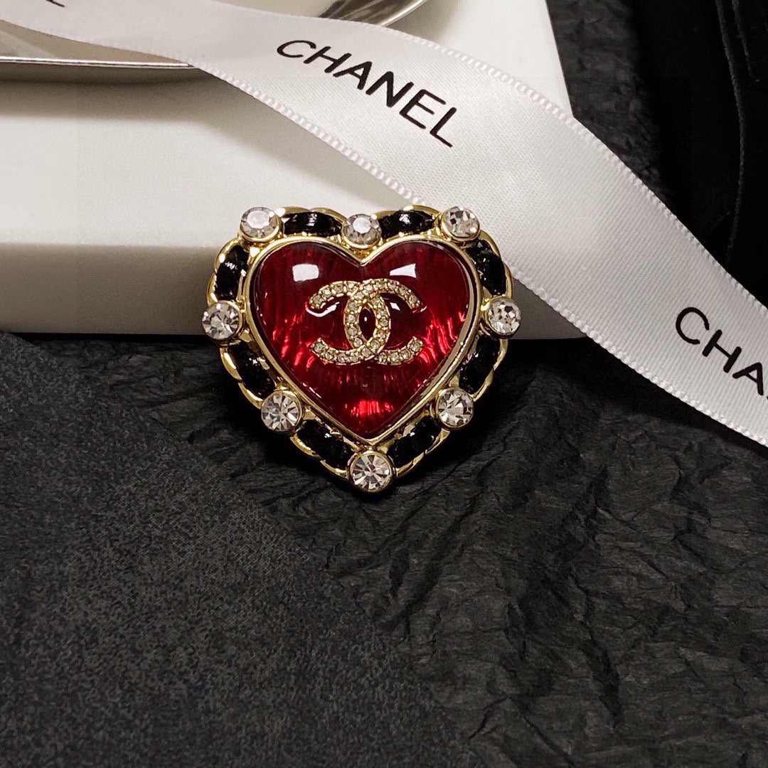 18K Chanel Red Crystal Heart Brooch Yellow Gold-Colour Hardware