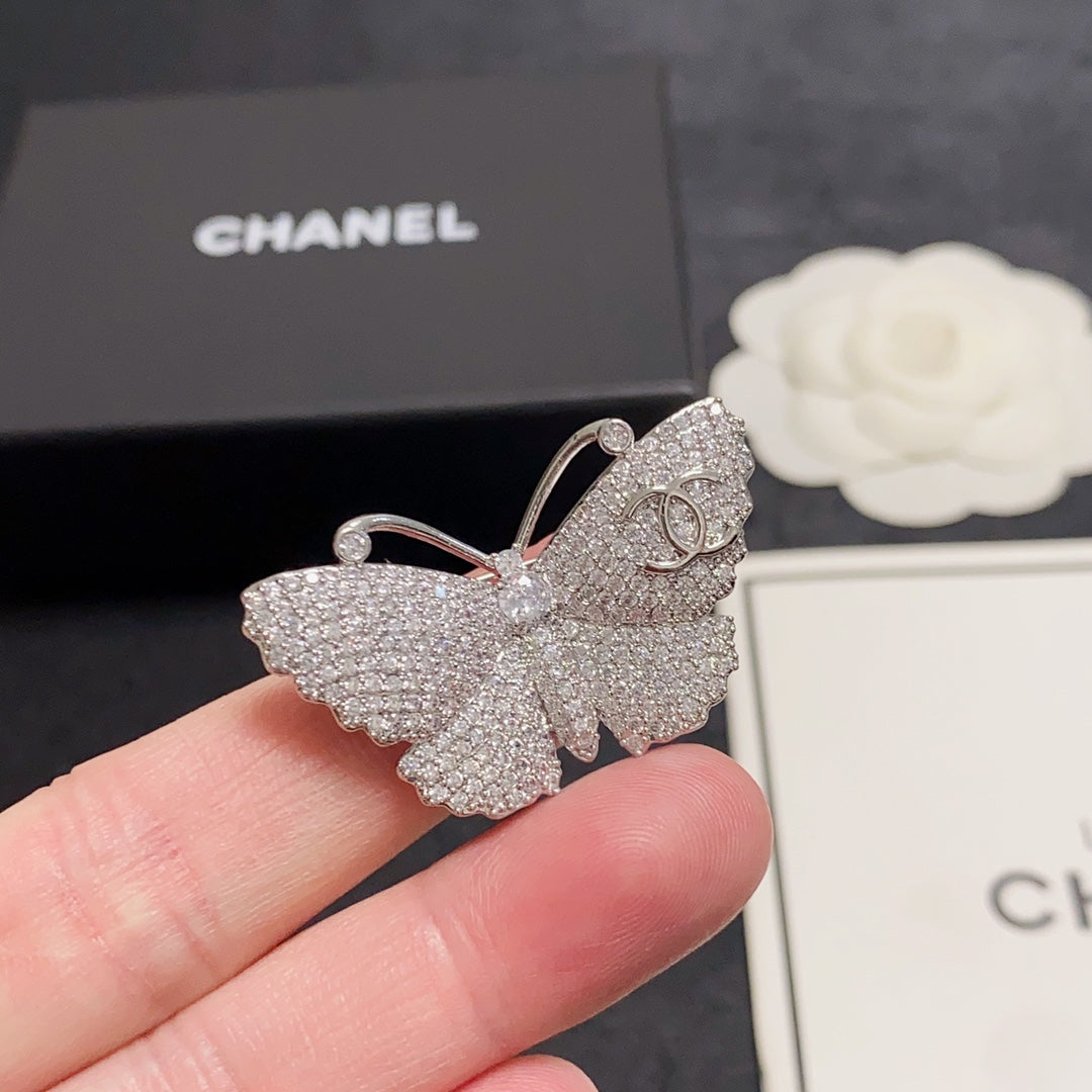 18K Chanel Butterfly Diamonds Brooch White Gold-Colour Hardware