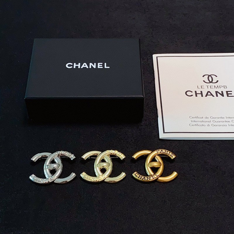 18K Chanel Paris Gold Brooch Yellow Rose White Gold-Colour Hardware