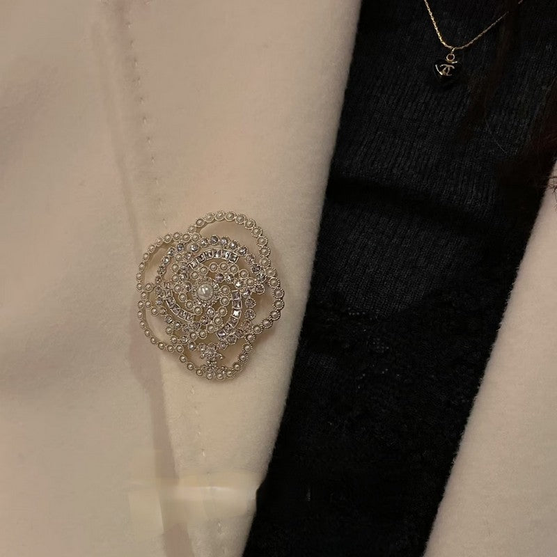 18K Chanel Camellia Pearl Brooch Yellow Gold-Colour Hardware