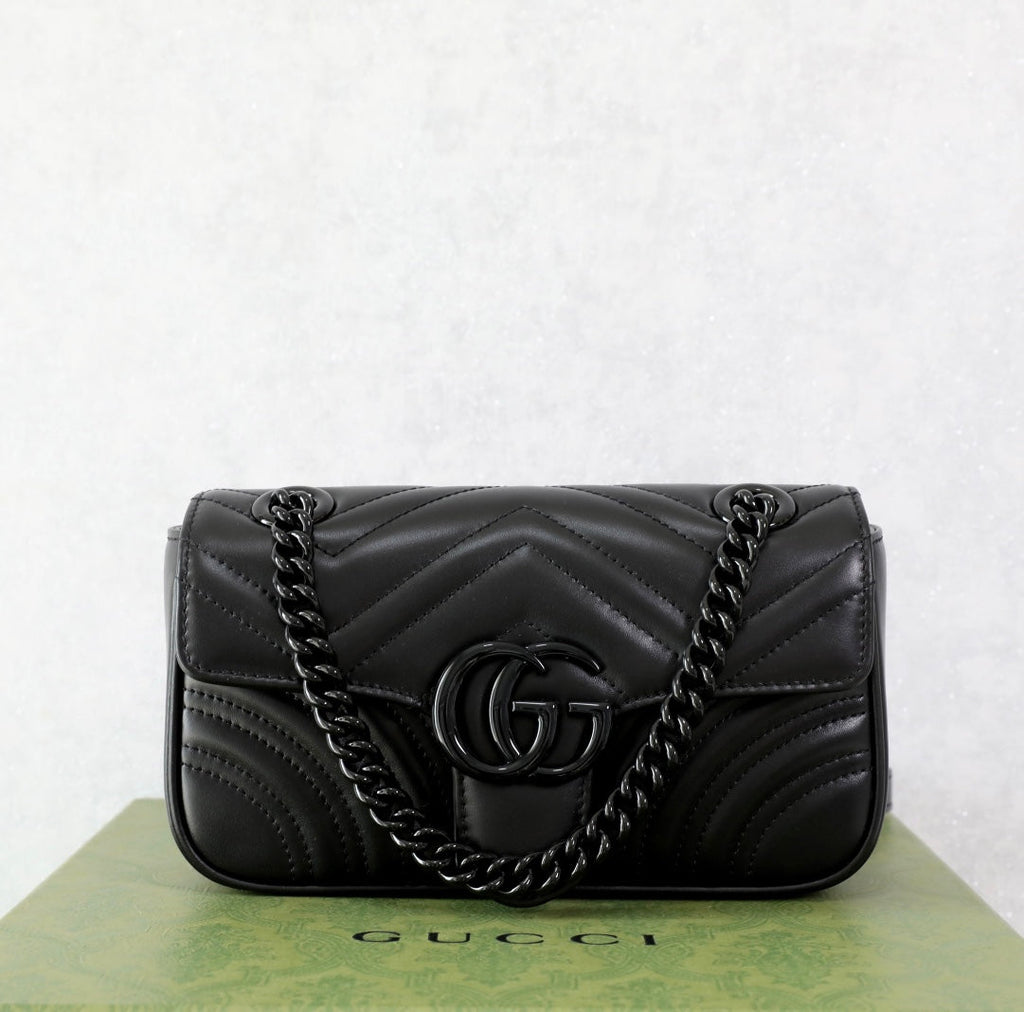 Gucci GG Marmont Black Matelass¨¦ Shoulder Bag