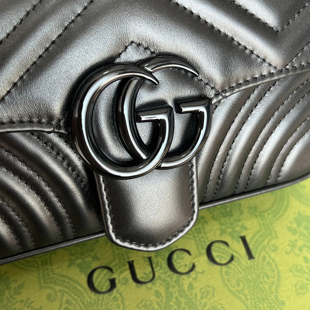 Gucci GG Marmont Black Matelass¨¦ Shoulder Bag