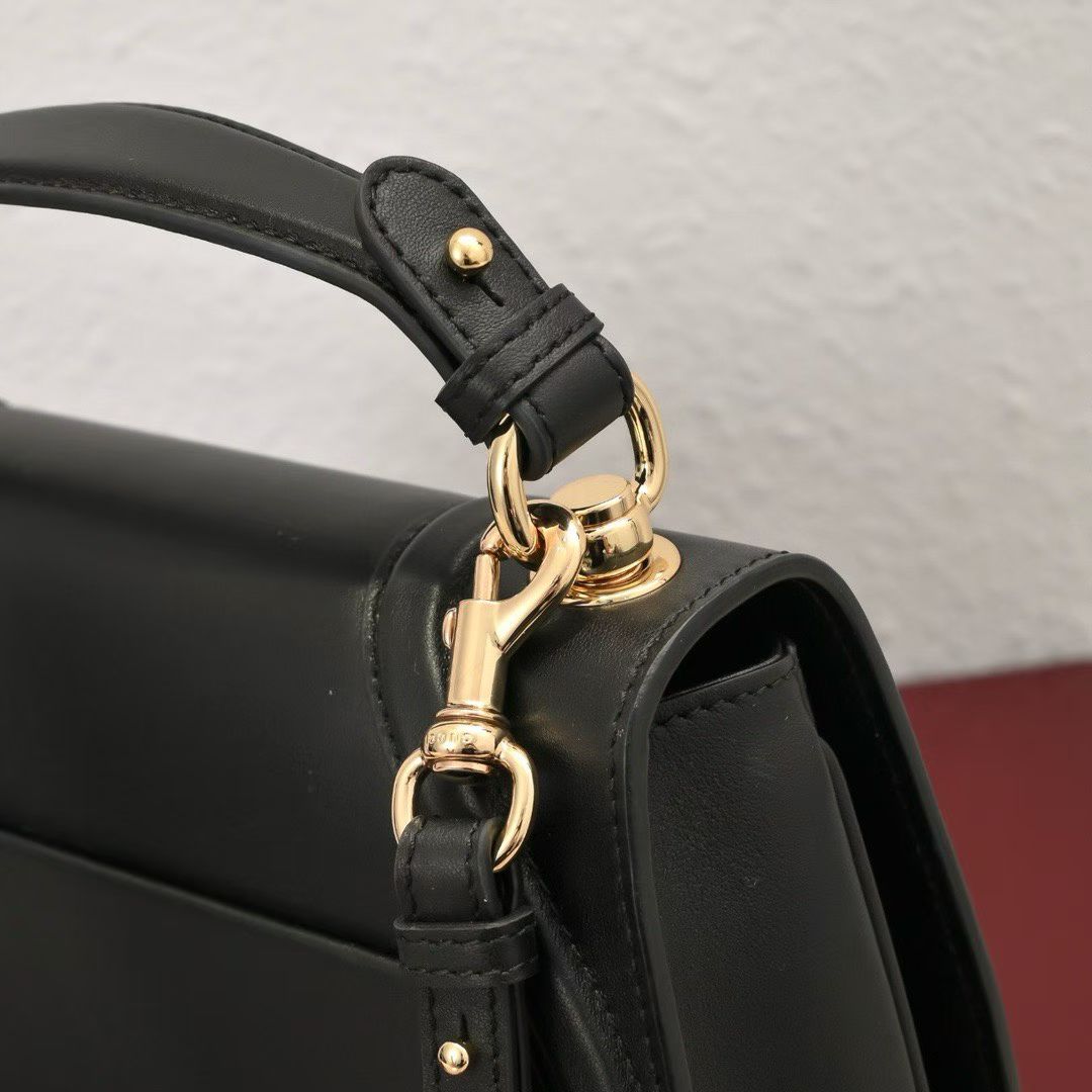Gucci GG Emblem Mini Tote Bag ¨C 855491